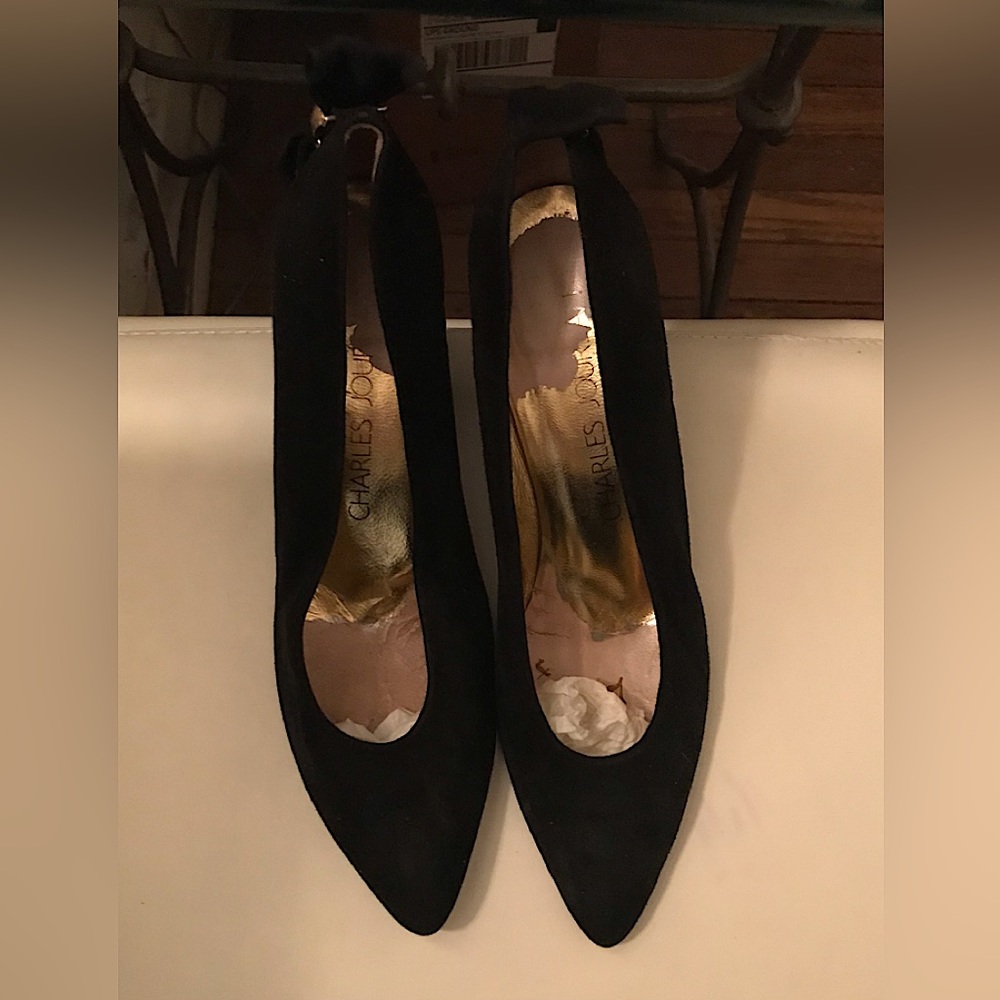 Charles Jourdan Classy Black Suede Heels Pointed Toe, Gold Heel Embellishment 7